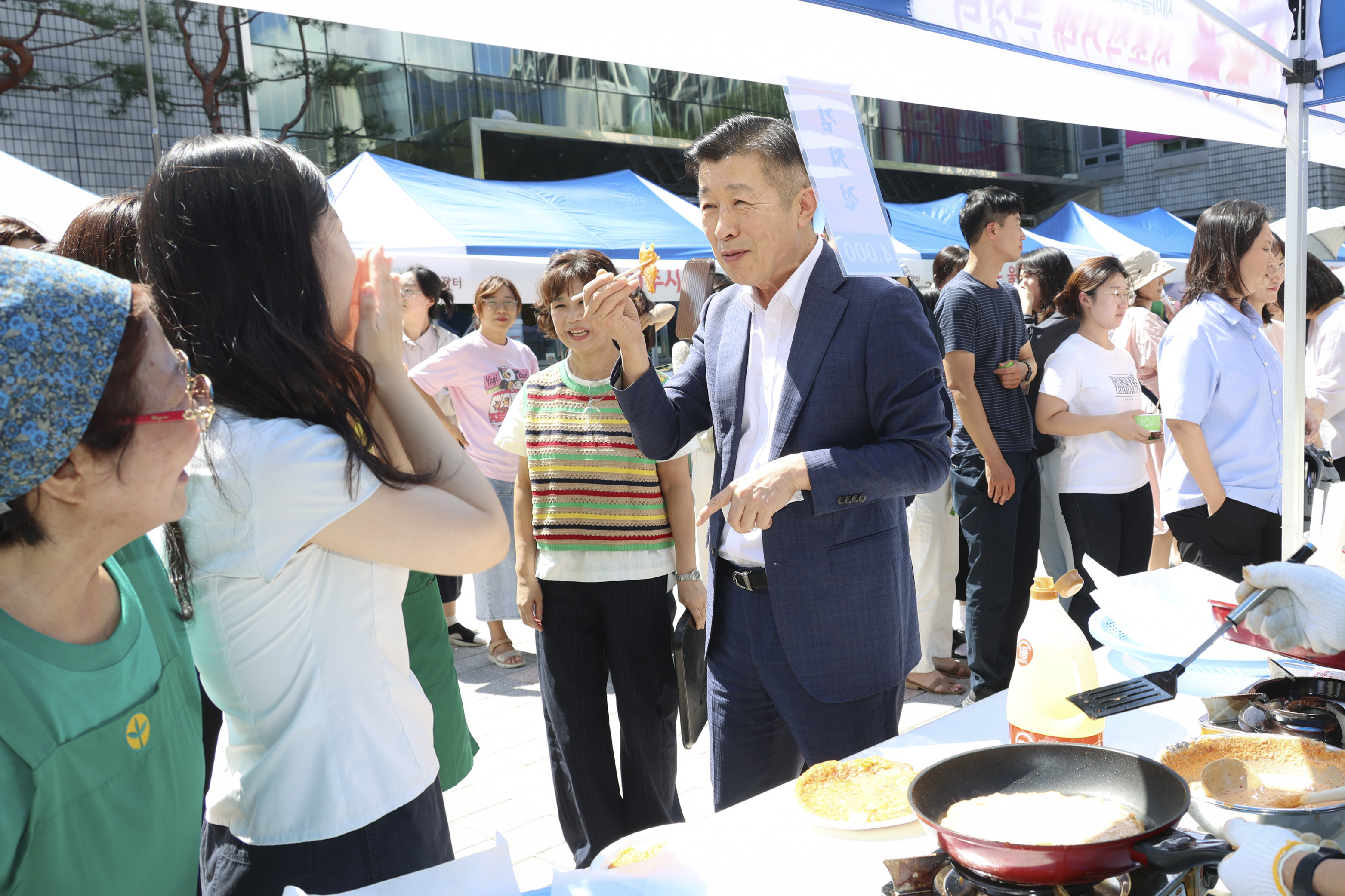 새마을부녀회 추석맞이 이웃돕기 새마을장터 사진5 