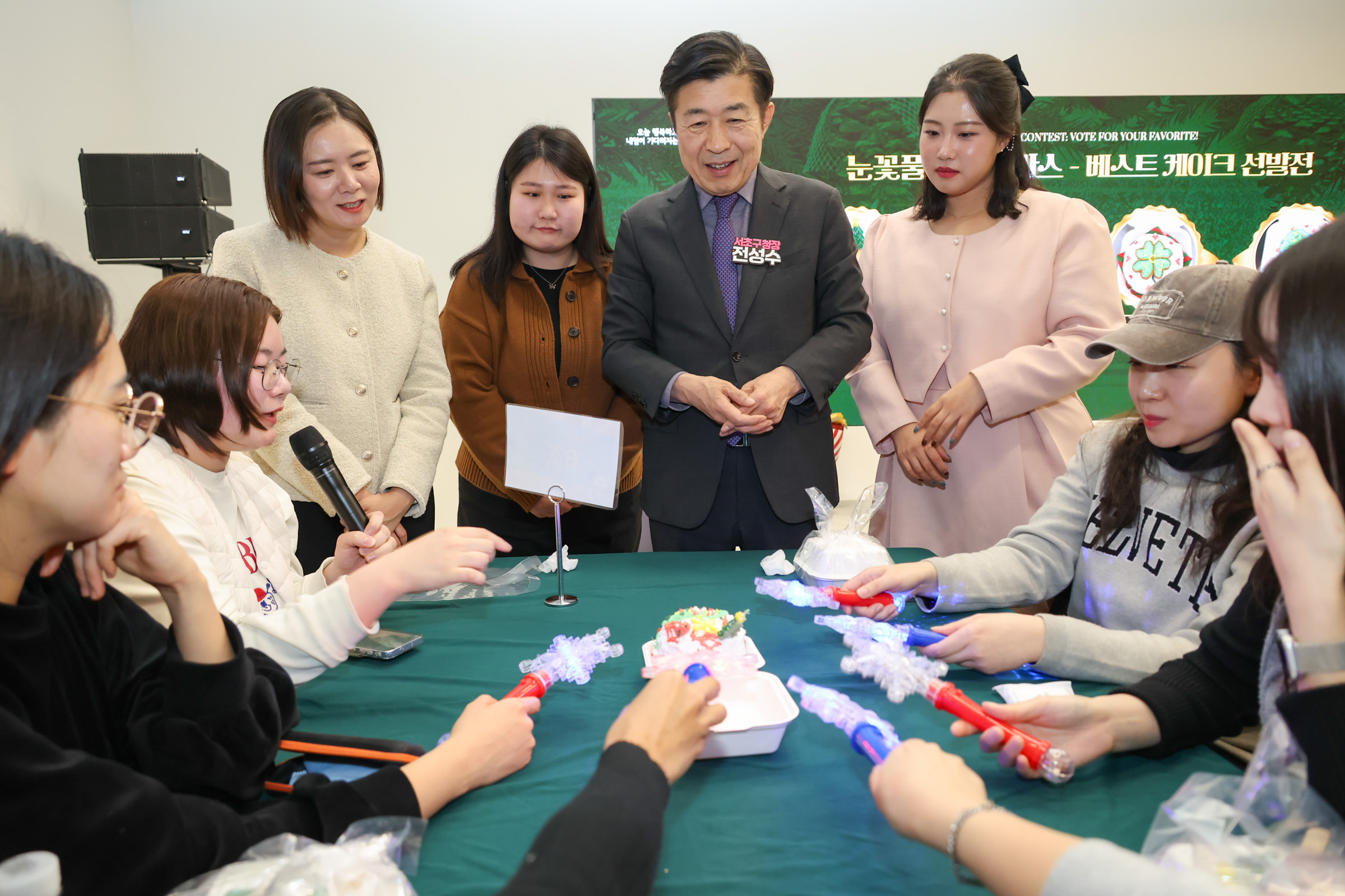 서초청년센터 눈꽃풀 크리스마스 성과공유회 사진10 