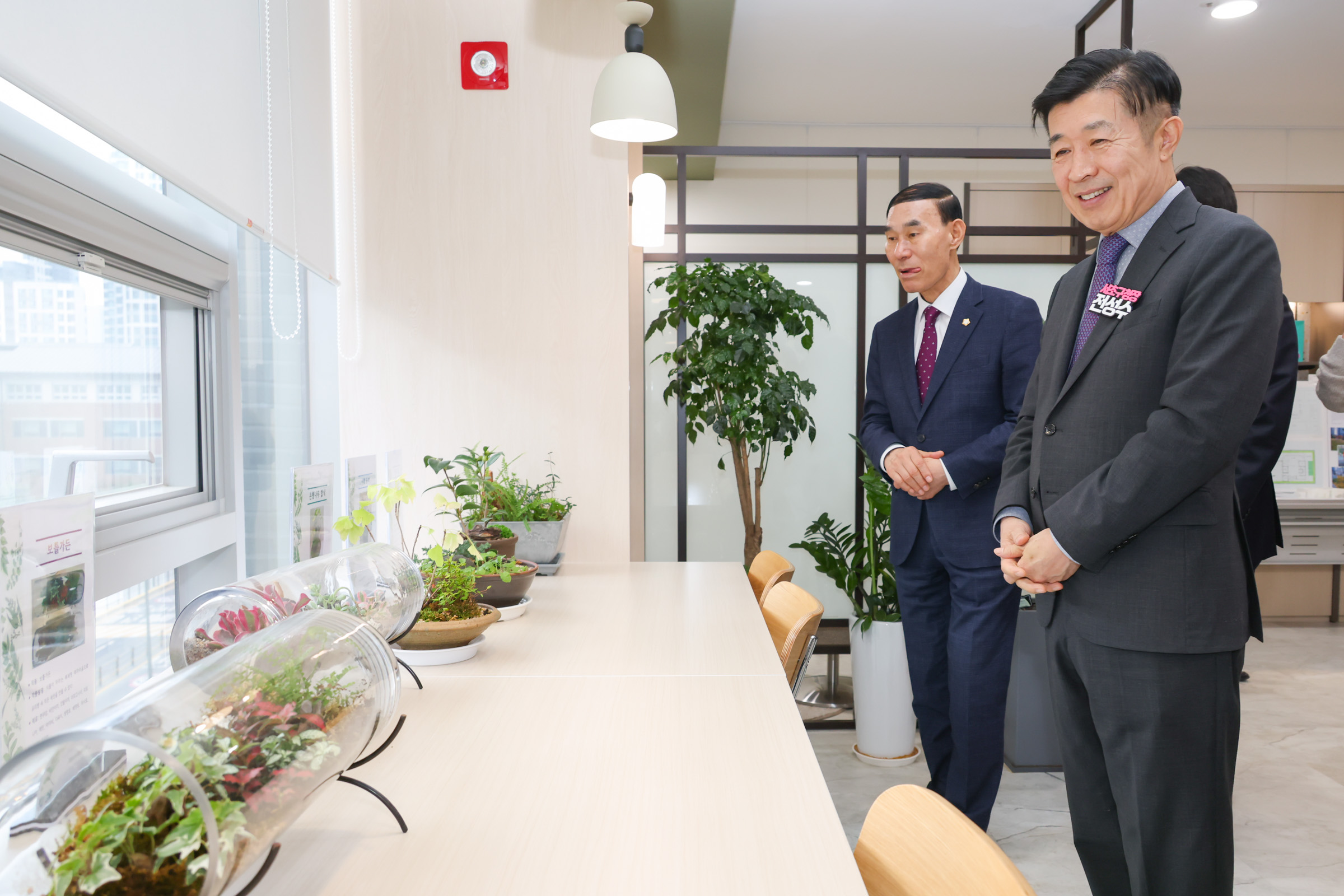 반포 느티나무쉼터 작품전시회 사진6 