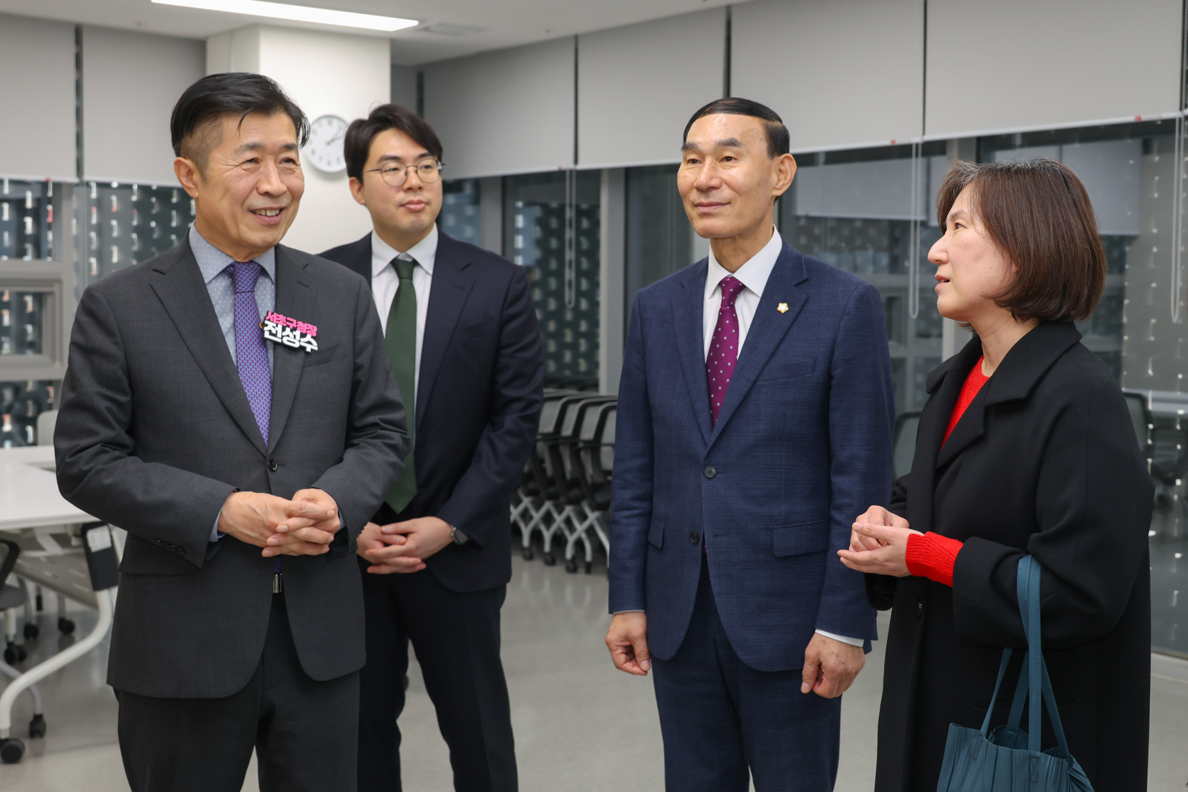 반포 느티나무쉼터 작품전시회 사진4 