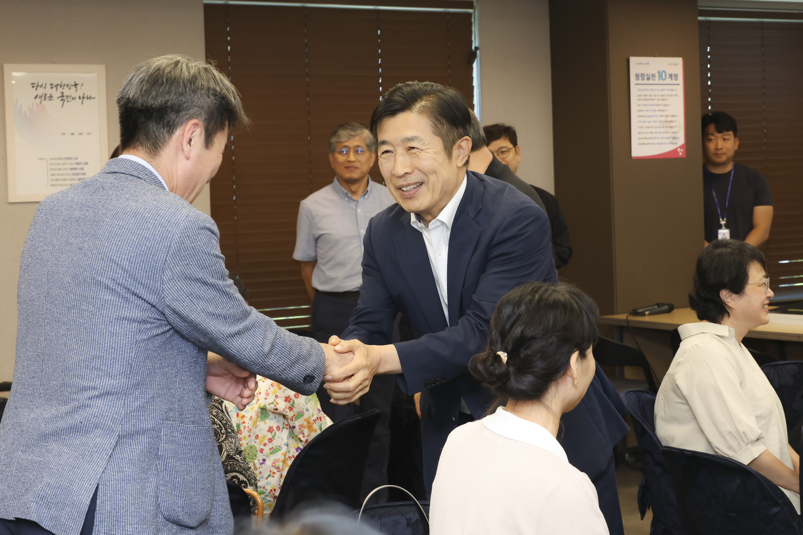 주민생활실험 아이디어 공모전 시상식 사진2 