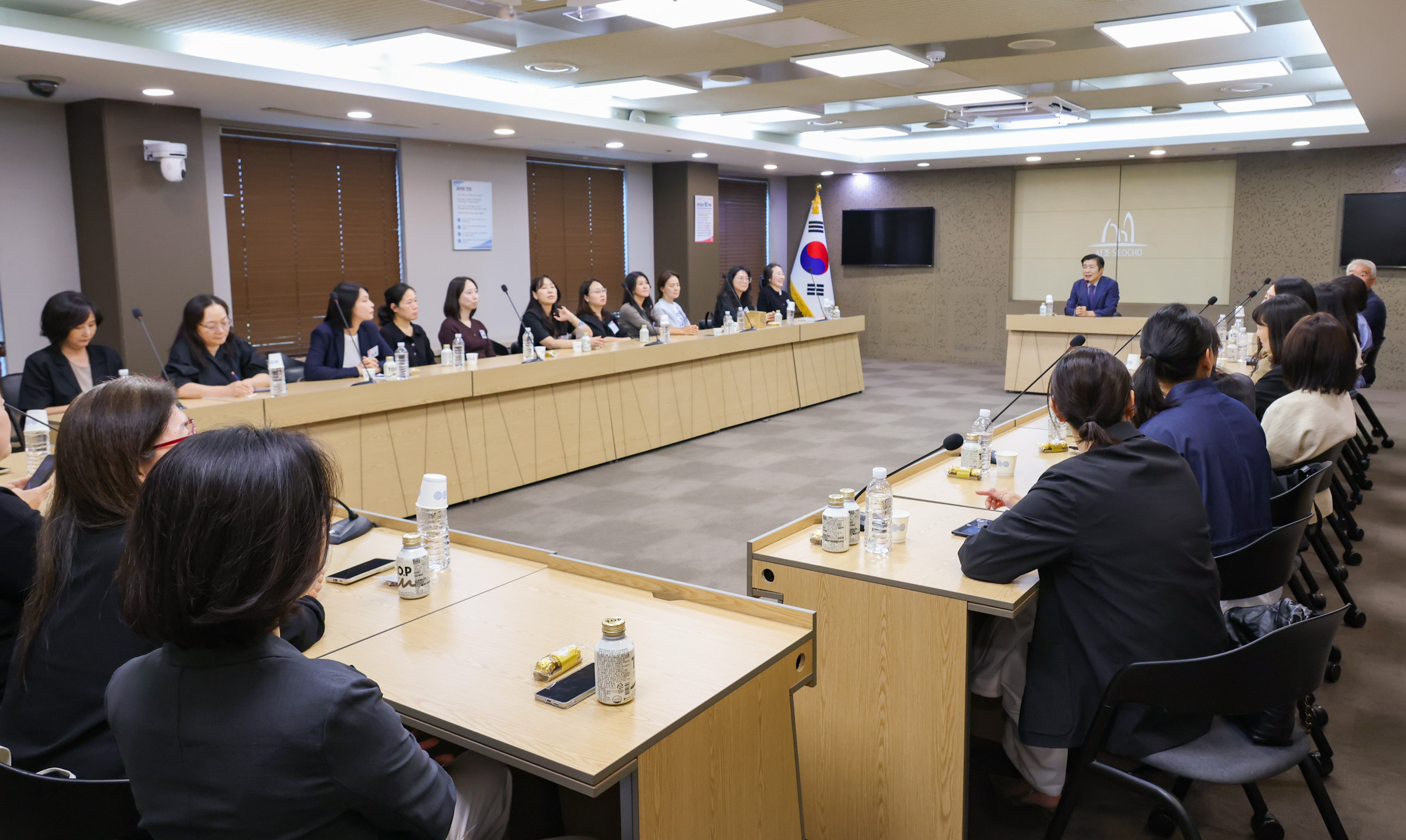  구청장 좀 만납시다_방배 14구역 학부모 사진6 