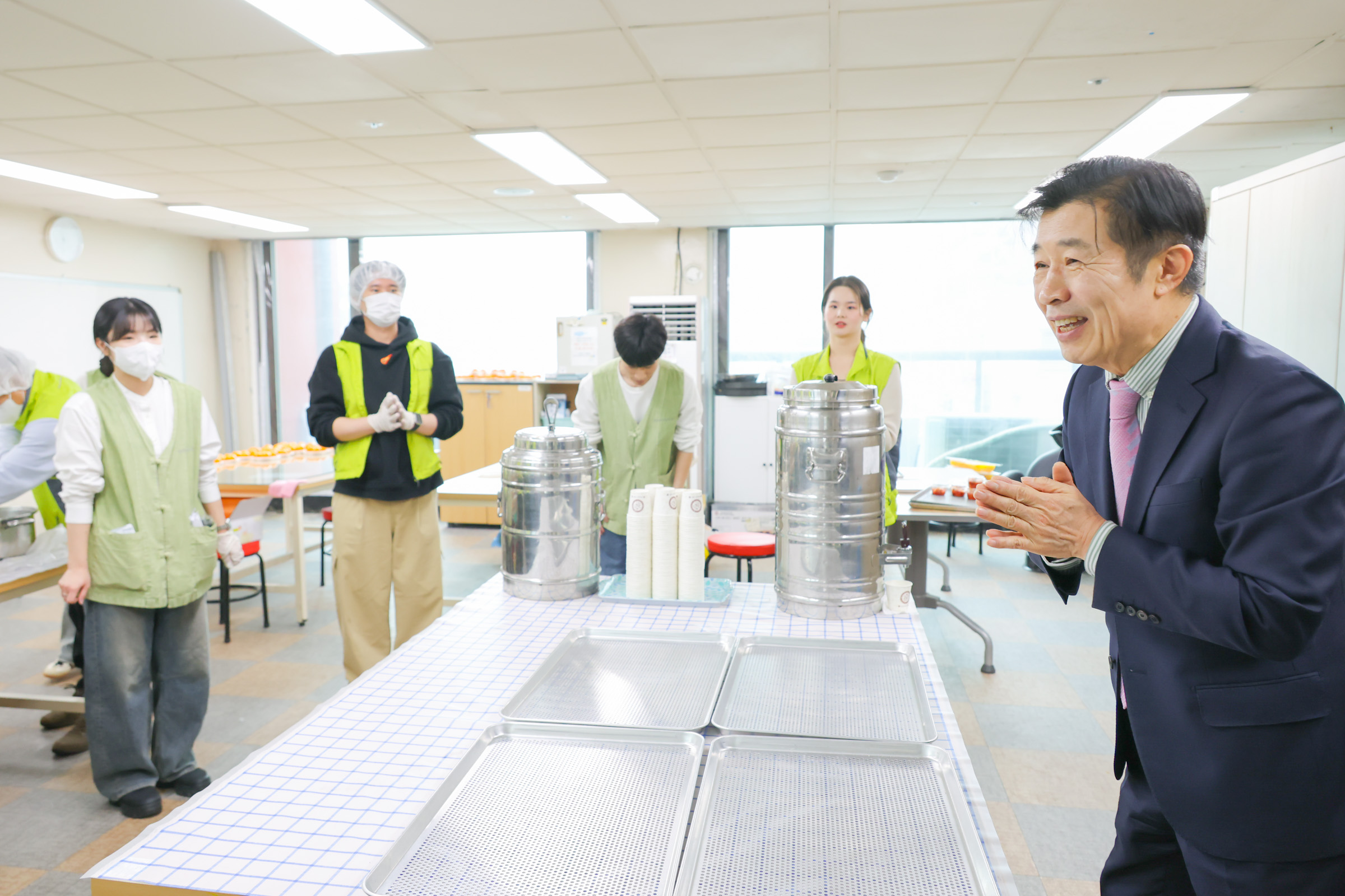 양재복지관 설맞이 떡국행사 사진15 